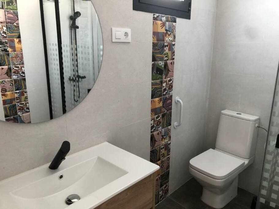 Alojamiento El Pez Casa Con Piscina Climatizada Villafranca de los Caballeros Esterno foto